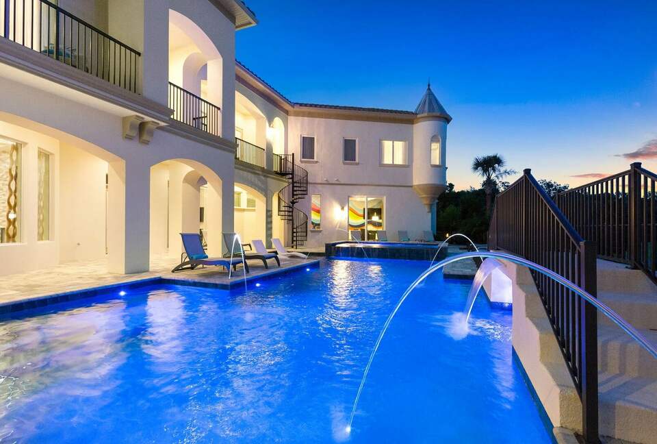 Reunion | Royal Mansion - Kissimmee, Florida