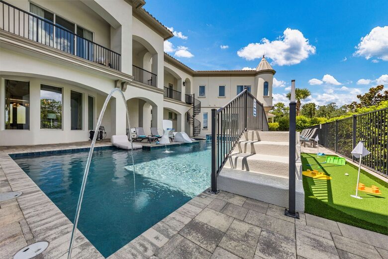 Reunion | Royal Mansion - Kissimmee, Florida