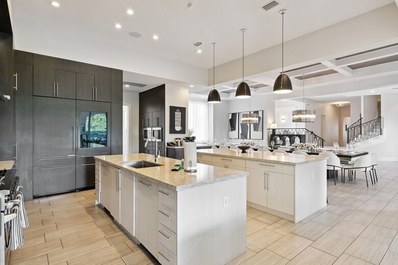 Reunion | Royal Mansion - Kissimmee, Florida