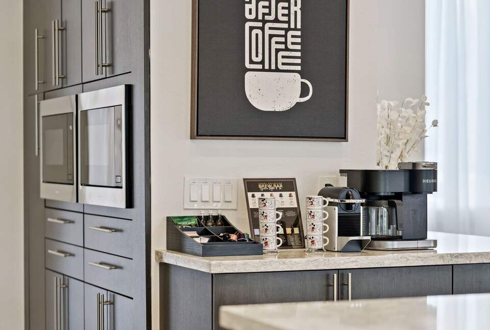 Reunion | Royal Mansion - Kissimmee, Florida