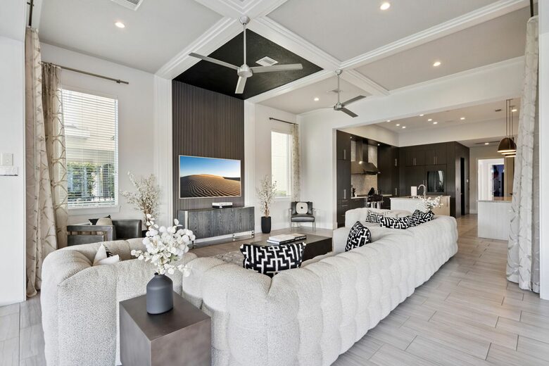 Reunion | Royal Mansion - Kissimmee, Florida