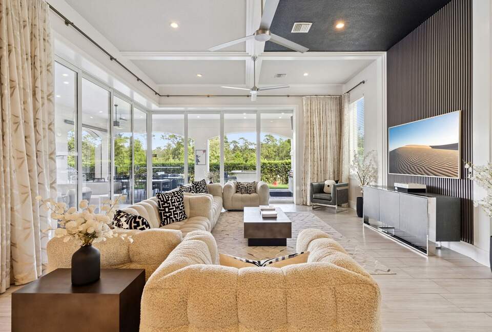 Reunion | Royal Mansion - Kissimmee, Florida