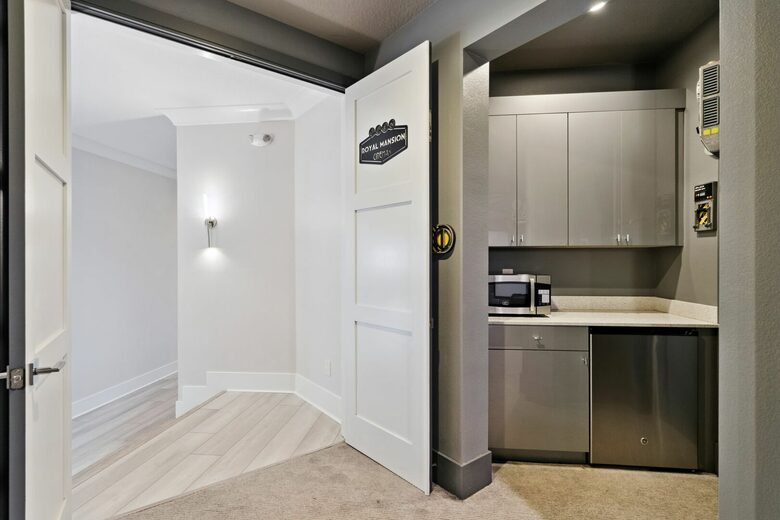 Reunion | Royal Mansion - Kissimmee, Florida