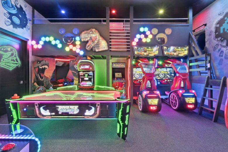 Reunion | Royal Mansion - Kissimmee, Florida