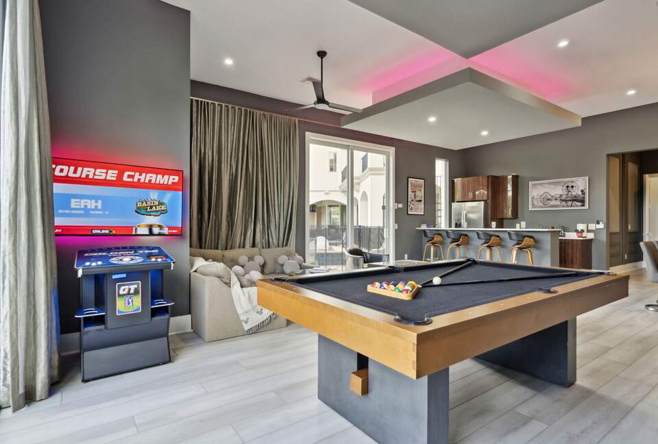 Reunion | Royal Mansion - Kissimmee, Florida