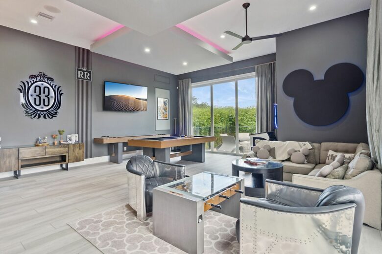 Reunion | Royal Mansion - Kissimmee, Florida