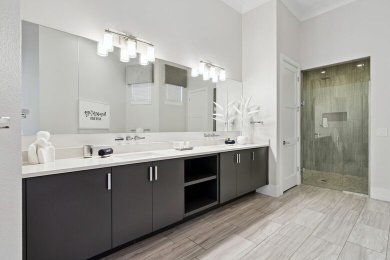 Reunion | Royal Mansion - Kissimmee, Florida