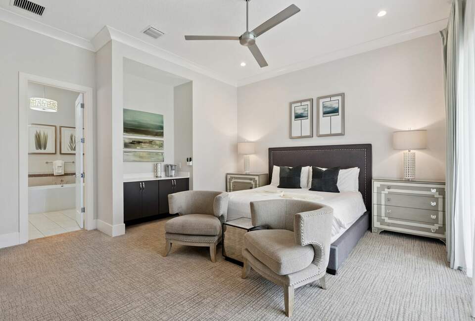 Reunion | Royal Mansion - Kissimmee, Florida