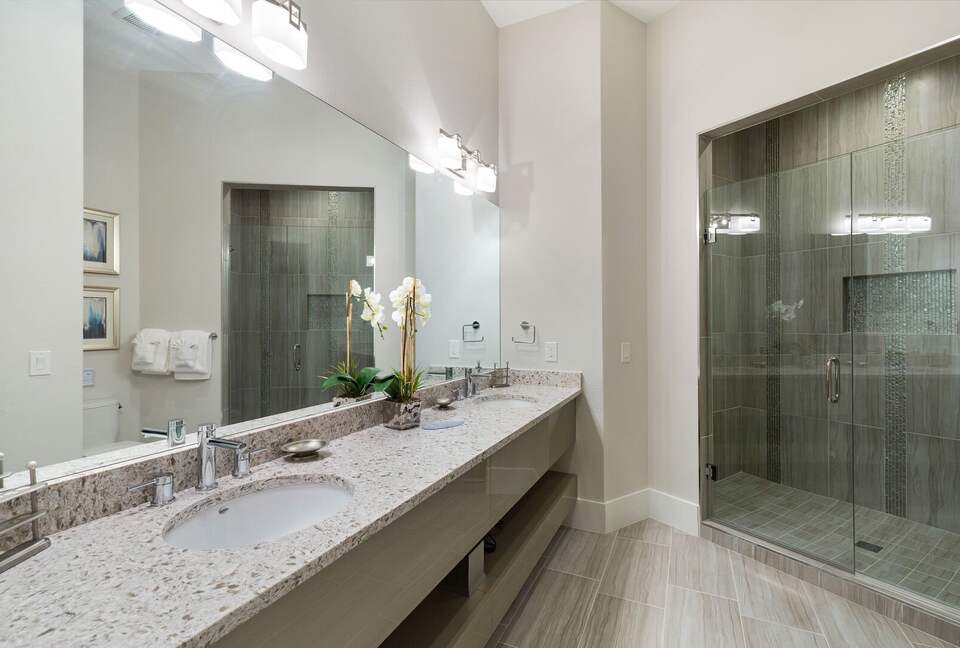 Reunion | Royal Mansion - Kissimmee, Florida