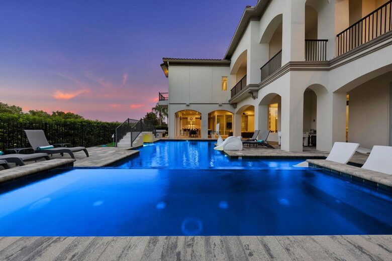 Reunion | Royal Mansion - Kissimmee, Florida