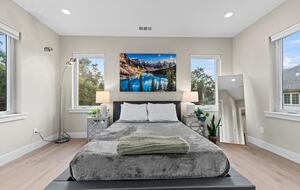 Elegant 5-Bedroom Home near Tech Hubs and Wine Country - San Jose, California