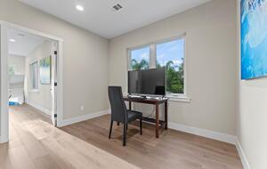 Elegant 5-Bedroom Home near Tech Hubs and Wine Country - San Jose, California