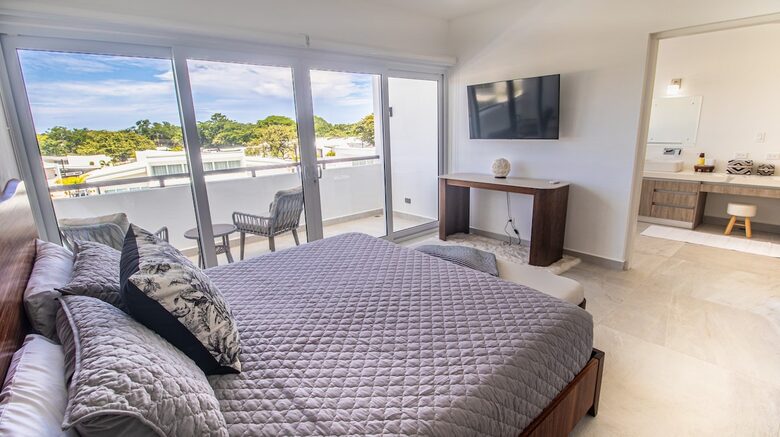 Tropical Luxury Retreat Steps from Avellanas Surf - Playa Avellanas, Costa Rica