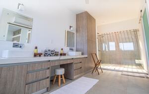 Tropical Luxury Retreat Steps from Avellanas Surf - Playa Avellanas, Costa Rica