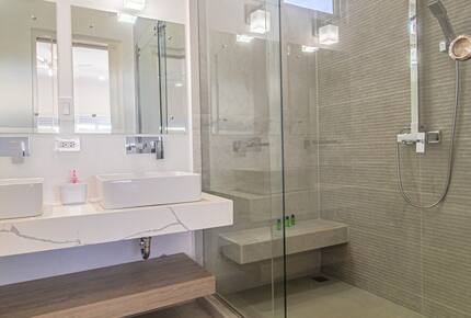 Tropical Luxury Retreat Steps from Avellanas Surf - Playa Avellanas, Costa Rica