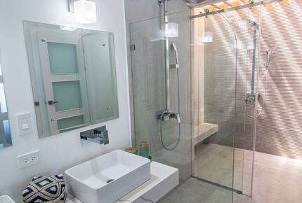 Tropical Luxury Retreat Steps from Avellanas Surf - Playa Avellanas, Costa Rica