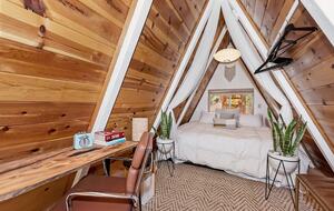 Peaceful Mountain A-Frame Escape Near Bear Lake - Big Bear Lake, California