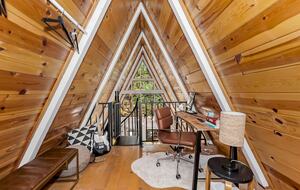 Peaceful Mountain A-Frame Escape Near Bear Lake - Big Bear Lake, California