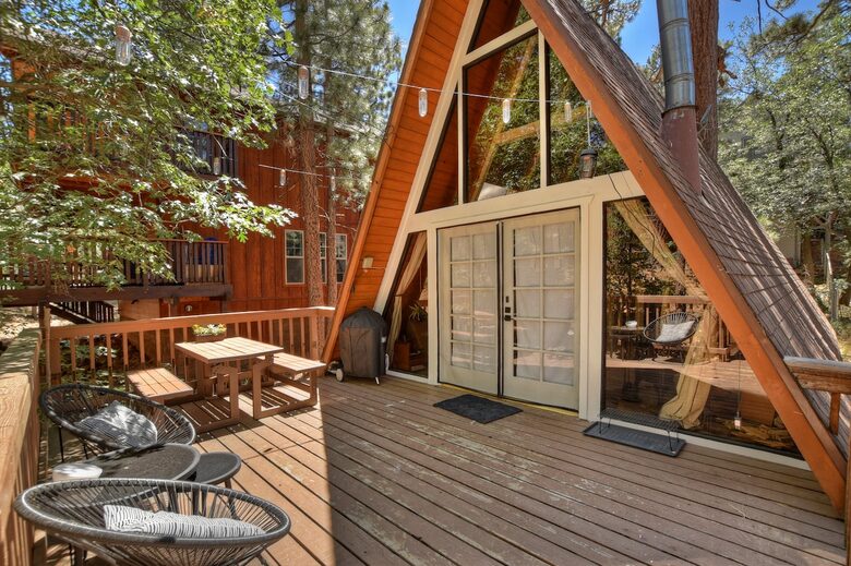 Peaceful Mountain A-Frame Escape Near Bear Lake - Big Bear Lake, California