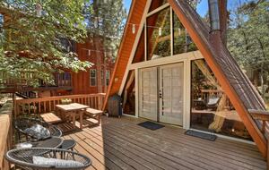 Peaceful Mountain A-Frame Escape Near Bear Lake - Big Bear Lake, California