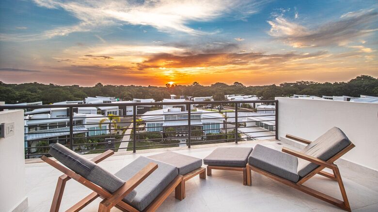 Tropical Luxury Retreat Steps from Avellanas Surf - Playa Avellanas, Costa Rica