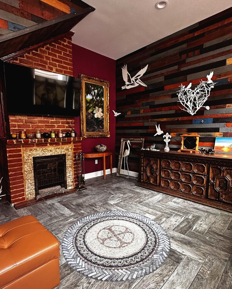 Baronne Street Creative Retreat - New Orleans, Louisiana