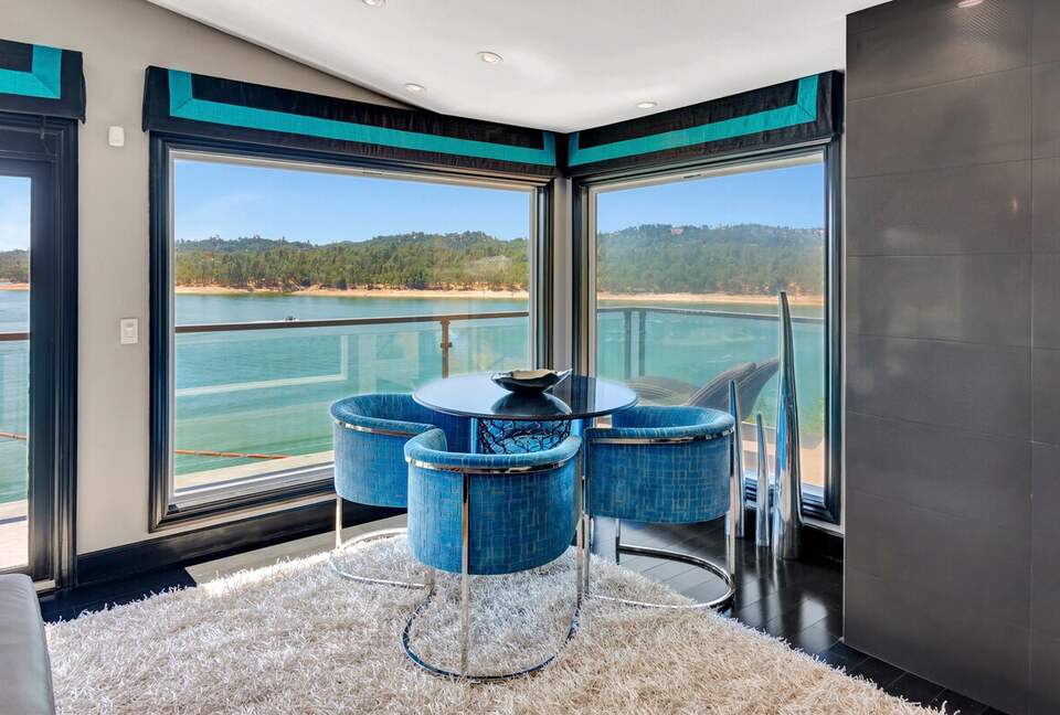 Lake Nacimiento Waterfront Haven for Family & Friends - Bradley, California