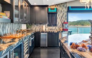 Lake Nacimiento Waterfront Haven for Family & Friends - Bradley, California