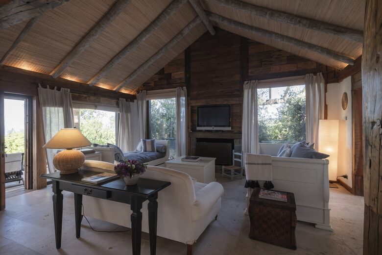 Olivo Santo Estate - Laguna de Zapallar, Chile