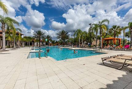 Elegant Lakeview Escape at Solterra Resort - Davenport, Florida