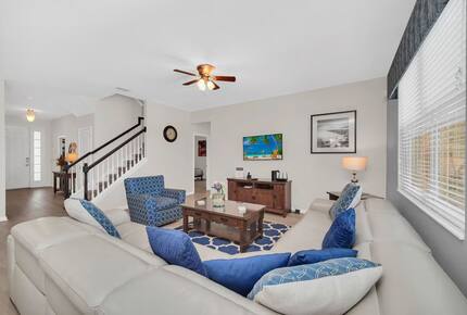 Elegant Lakeview Escape at Solterra Resort - Davenport, Florida