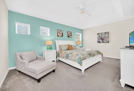 Elegant Lakeview Escape at Solterra Resort - Davenport, Florida