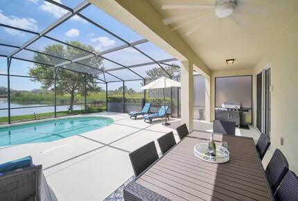 Elegant Lakeview Escape at Solterra Resort - Davenport, Florida
