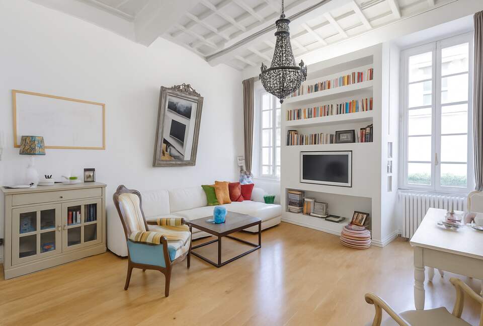 Charming Roman Apartment Near Piazza Navona - Rome, Italy