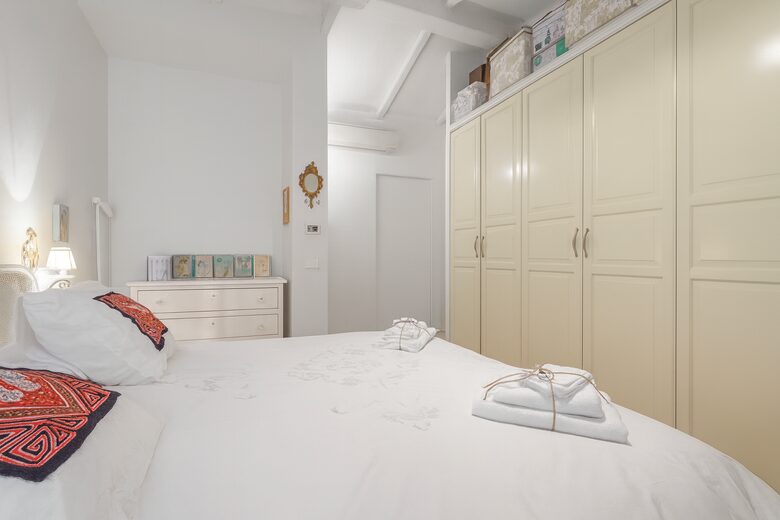 Charming Roman Apartment Near Piazza Navona - Rome, Italy