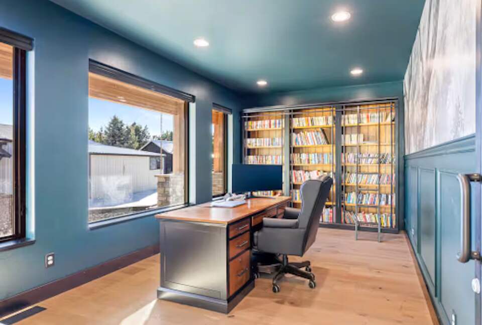 Expansive Montana Getaway with Views & Modern Comforts - Anaconda, Montana