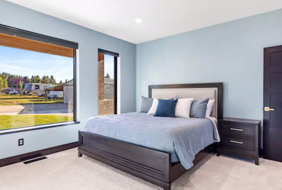 Expansive Montana Getaway with Views & Modern Comforts - Anaconda, Montana