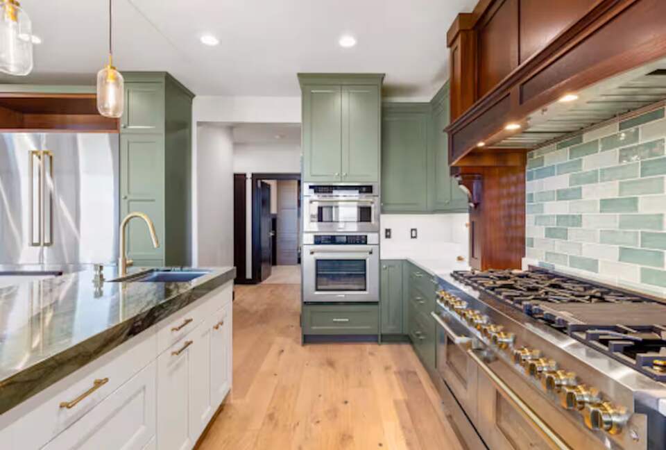 Expansive Montana Getaway with Views & Modern Comforts - Anaconda, Montana