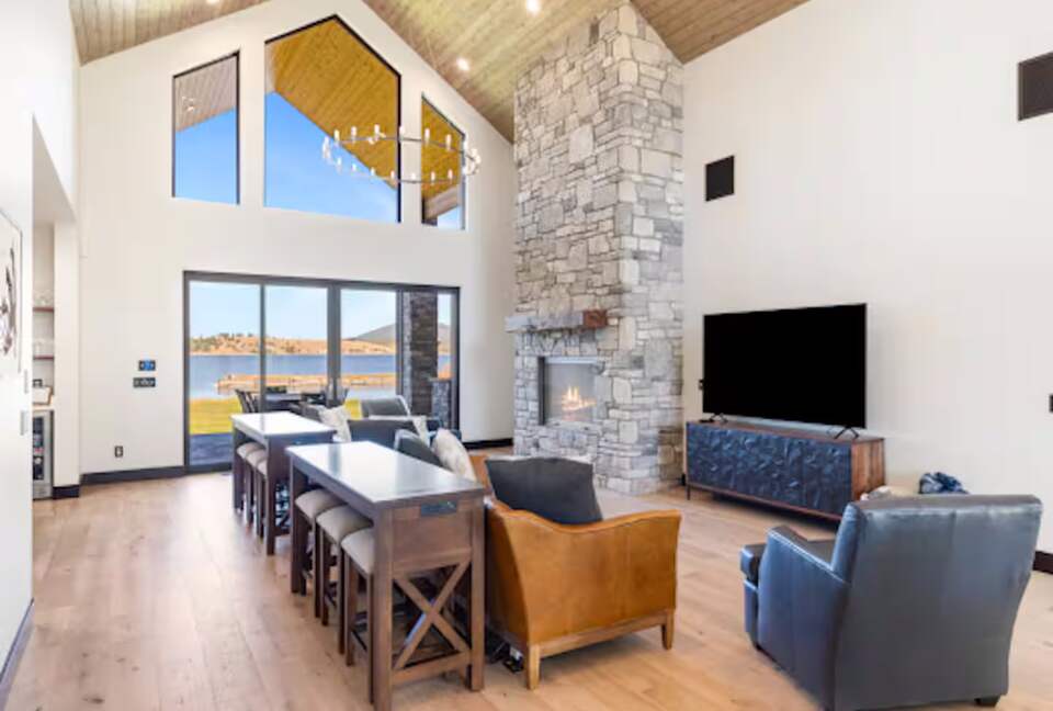 Expansive Montana Getaway with Views & Modern Comforts - Anaconda, Montana
