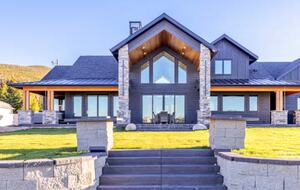 Expansive Montana Getaway with Views & Modern Comforts - Anaconda, Montana