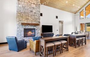 Expansive Montana Getaway with Views & Modern Comforts - Anaconda, Montana