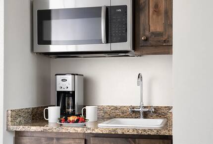 Wild Oak Ranch, San Antonio - Two-Bedroom Lock-Off Villa - San Antonio, Texas