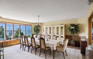 Oceanfront Handy Point Home with Panoramic Views - Pocasset, Massachusetts