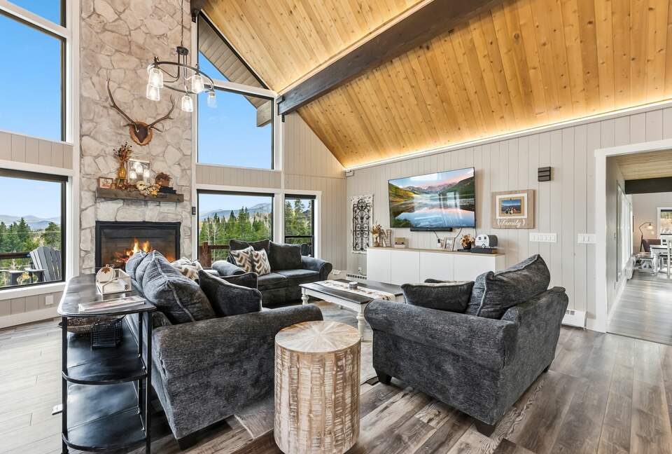 The Heart of Ski Country! - Silverthorne, Colorado