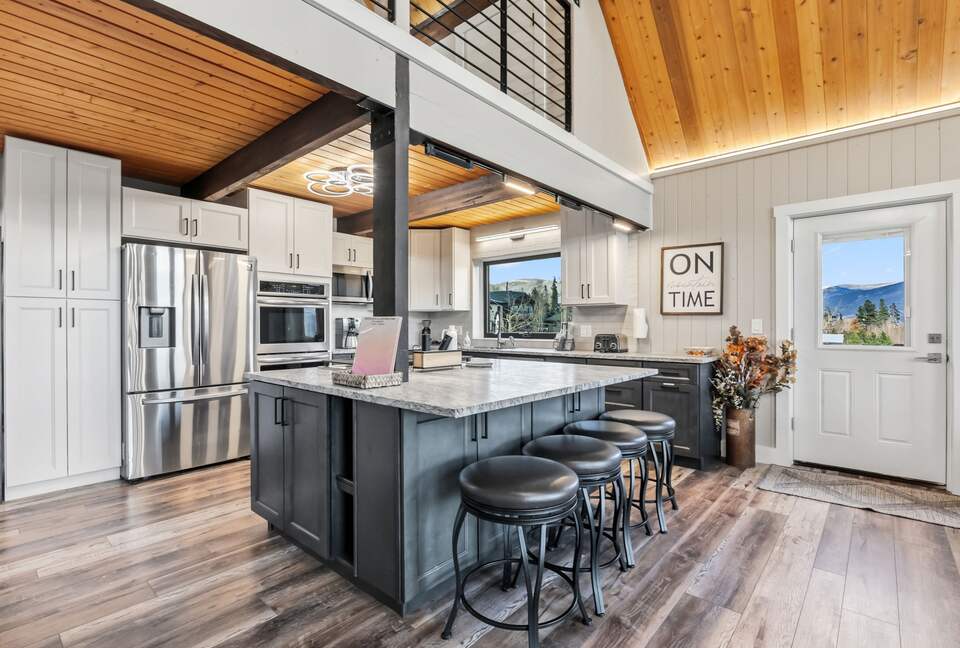 The Heart of Ski Country! - Silverthorne, Colorado