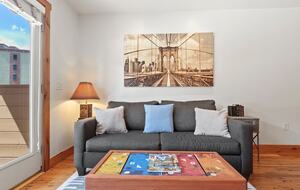 Ski-In Convenience Meets Mountain Charm on Park Avenue - Breckenridge, Colorado