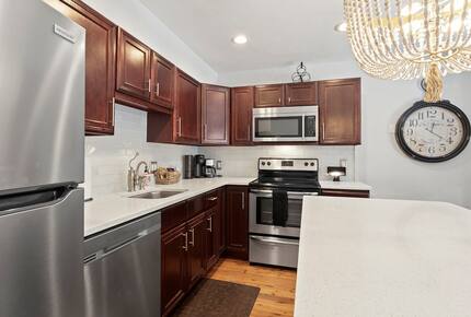 Ski-In Convenience Meets Mountain Charm on Park Avenue - Breckenridge, Colorado