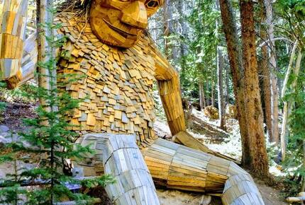 Ski-In Convenience Meets Mountain Charm on Park Avenue - Breckenridge, Colorado