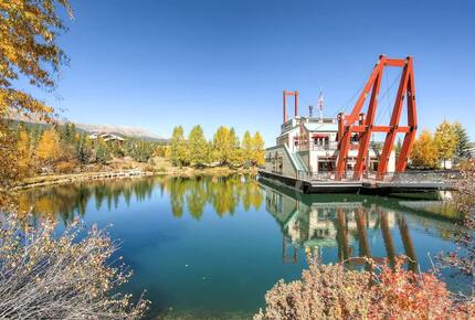 Ski-In Convenience Meets Mountain Charm on Park Avenue - Breckenridge, Colorado