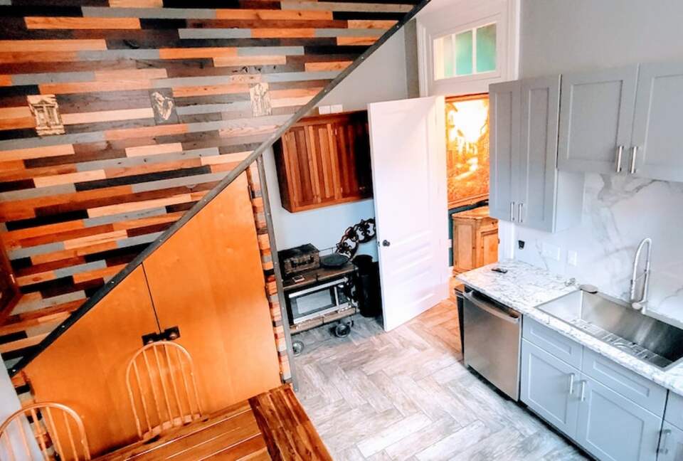 Baronne Street Creative Retreat - New Orleans, Louisiana